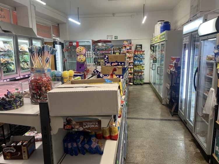 Spațiu comercial, de 110 mp, în Central