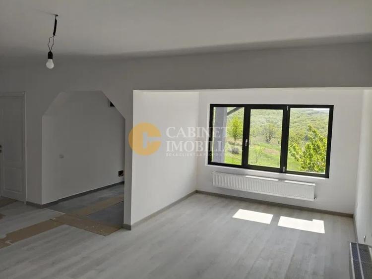 Casă individuală cu 3 camere cu Teren 500 Mp în Tomești