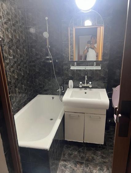 Apartament cu 2 camere decomandat în Exterior Vest