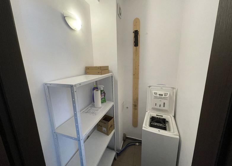 Apartament cu 2 camere semidecomandat, mobilat în Dacia