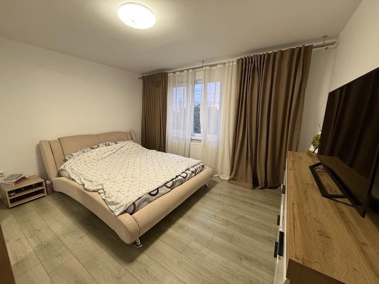Casă cu 4 camere în Central