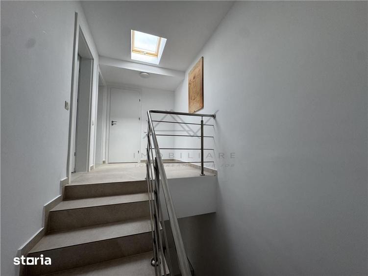 Casă cu 6 camere cu Teren 119 Mp în Central