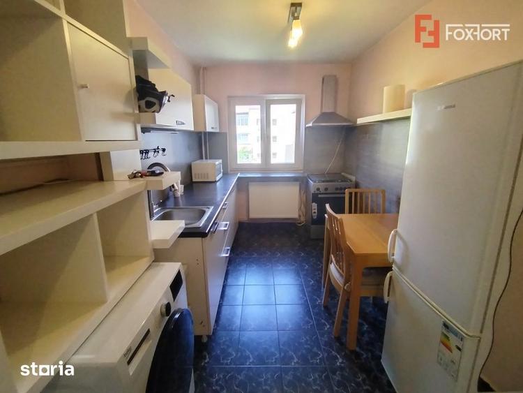 Apartament cu 2 camere semidecomandat, mobilat în Girocului