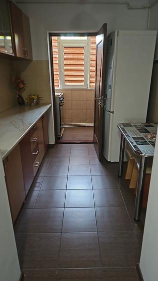 Apartament cu 2 camere decomandat în Băceni