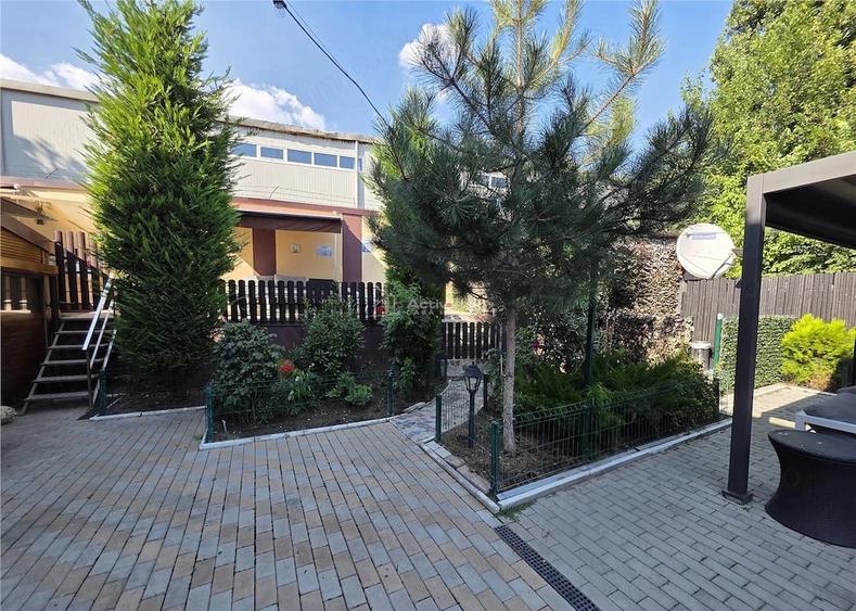 Casă cu 4 camere cu Teren 260 Mp în 1 Decembrie