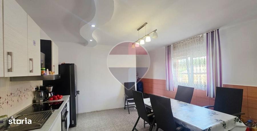 Casă cu 2 camere în Central