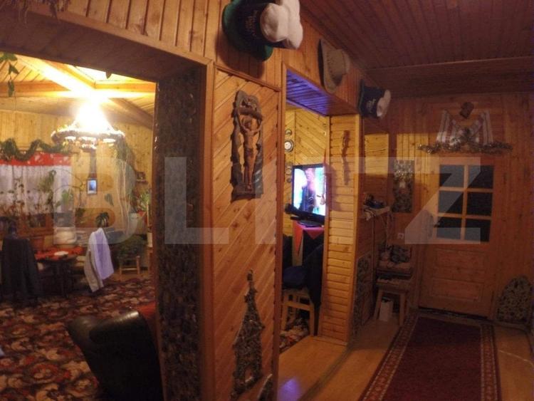 Casă individuală cu 7 camere cu Garaj în Vatra Dornei