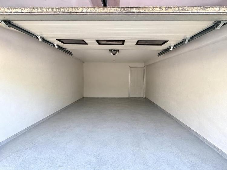 Apartament cu 3 camere decomandat în Vest