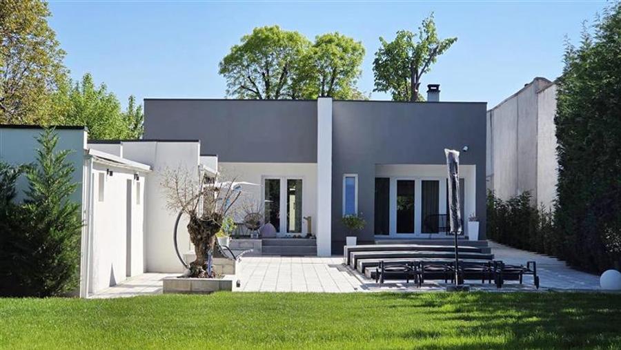 Casă individuală cu 4 camere cu Piscina în Fabric