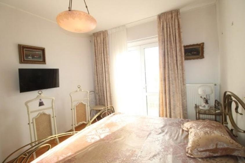 Apartament cu 2 camere decomandat, mobilat în Amzei