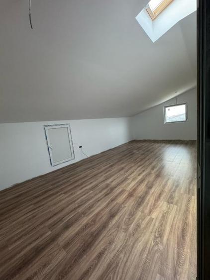 Duplex cu 4 camere cu Canalizare în Bragadiru
