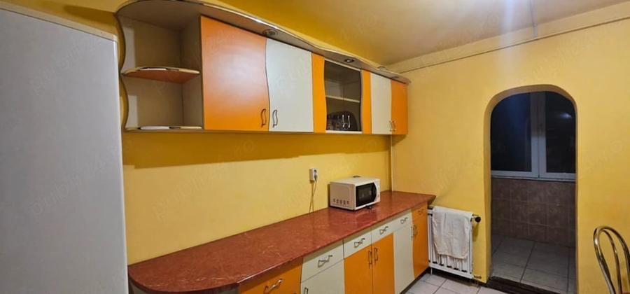 Apartament cu 2 camere decomandat în Est