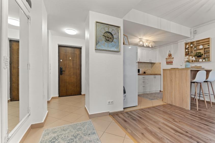 Apartament cu 2 camere semidecomandat, mobilat în Platoul Izvor