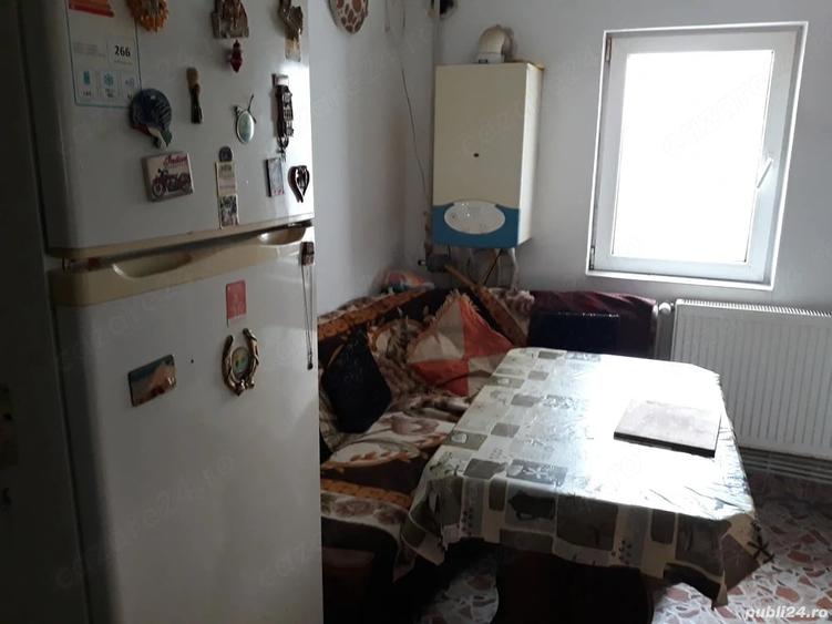 Garsonieră decomandată în Central