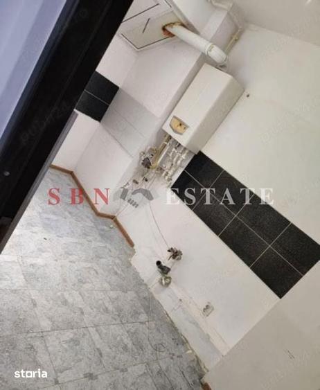 Apartament cu 3 camere semidecomandat în Crângași