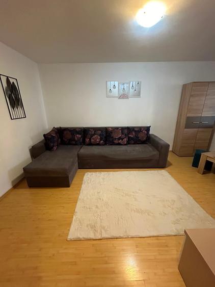 Apartament cu 2 camere decomandat în Drumul Taberei