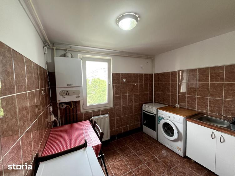 Garsonieră decomandată în Gării