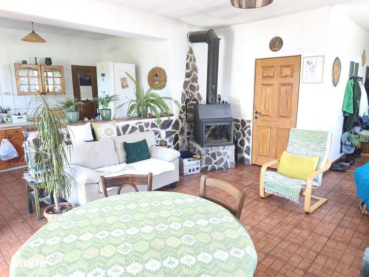 Casă cu 3 camere în Ernei