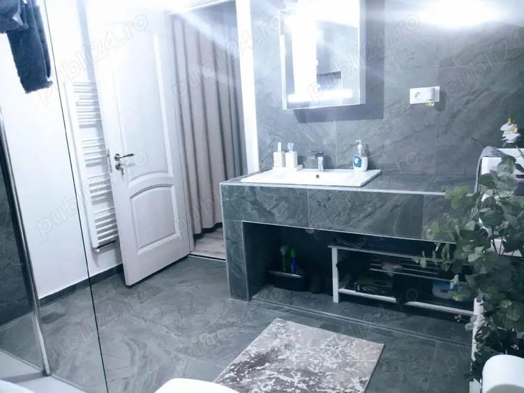 Casă cu Teren 850 Mp în Central