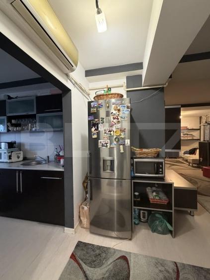Apartament cu 3 camere decomandat, mobilat în Calea Severinului
