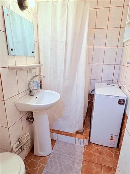 Apartament cu 2 camere decomandat în Dorobanți