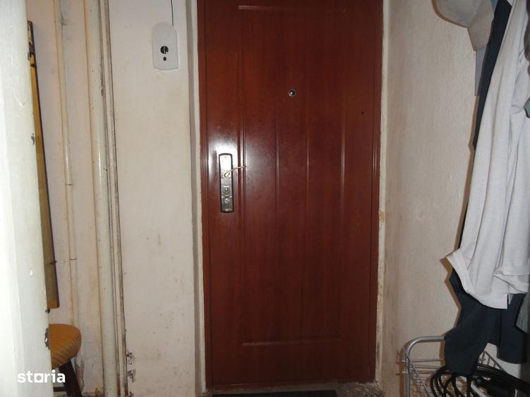 Apartament 3 camere etaj 2 Vlaicu, 63 mp, aproape de statia de tramvai - 14