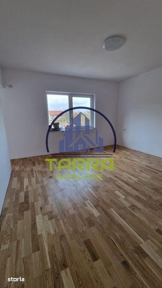 Casă cu 3 camere cu Teren 480 Mp în Cetate