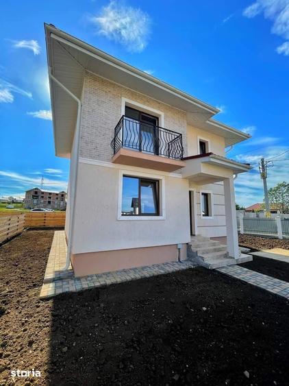 Casă cu 4 camere cu Teren 250 Mp în Miroslava
