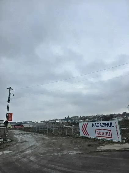 Teren de 11000 mp, în Traian