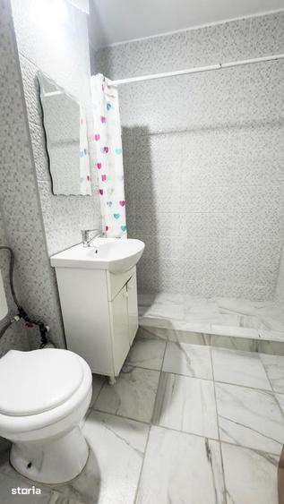 Apartament cu 2 camere decomandat în Micro 20