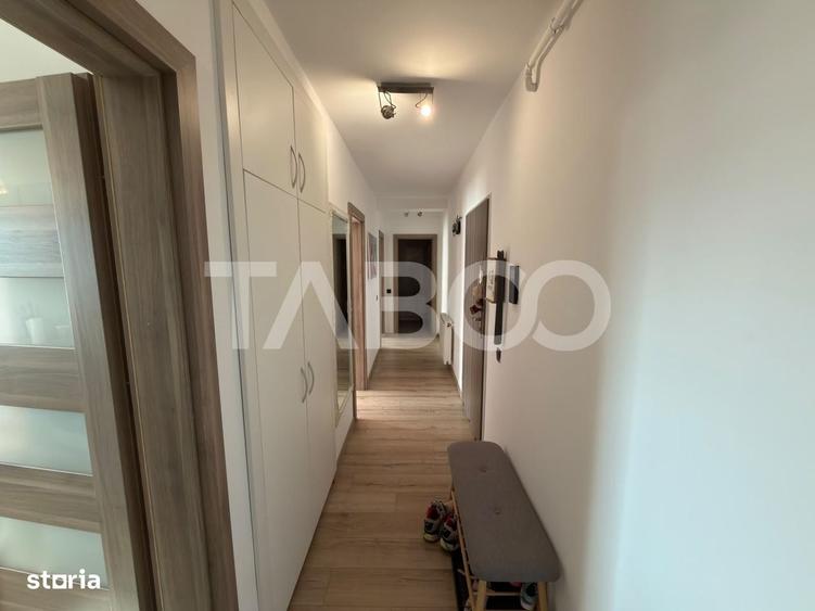 Apartament cu 4 camere decomandat în Șelimbăr