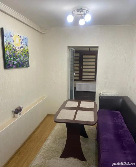 Apartament cu 3 camere decomandat în Central