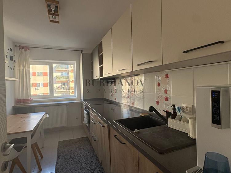 Apartament cu 3 camere în Theodor Pallady