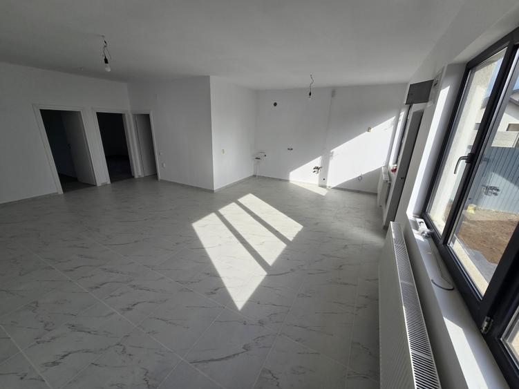 Casă cu 3 camere cu Teren 250 Mp în Pantelimon