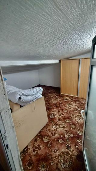 Casă cu 2 camere în Central