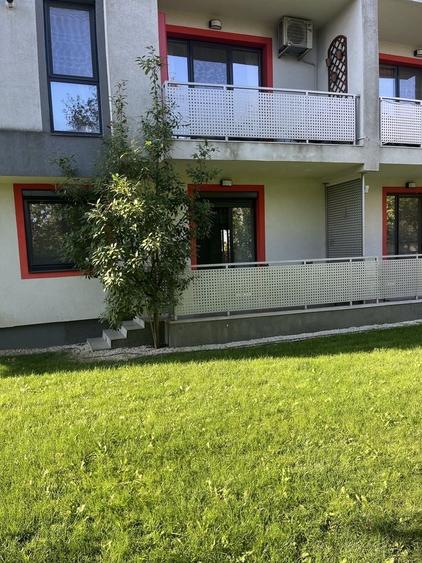 Apartament cu 3 camere decomandat în Beba Veche