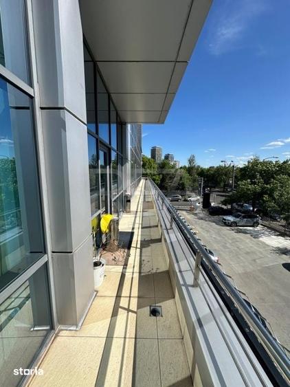 Spațiu comercial, de 367 mp, în Văcăresti