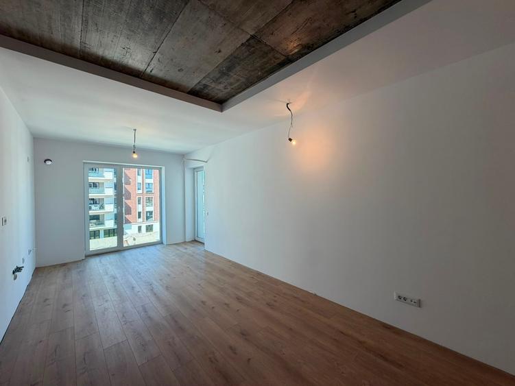 Apartament cu 2 camere semidecomandat în Pipera
