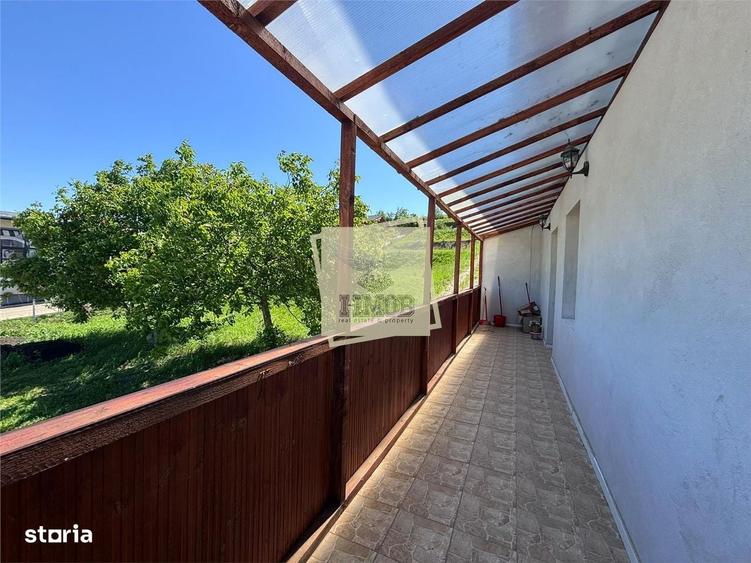 Apartament cu 3 camere decomandat în Șura Mare