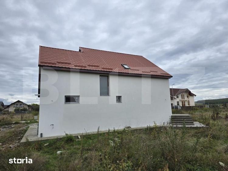 Casă cu 4 camere cu Teren 400 Mp în Central