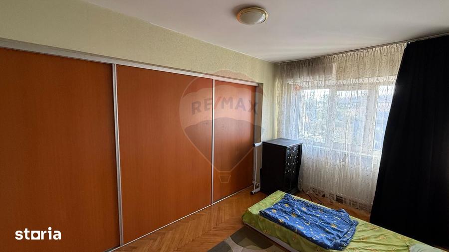 Apartament cu 4 camere în Central