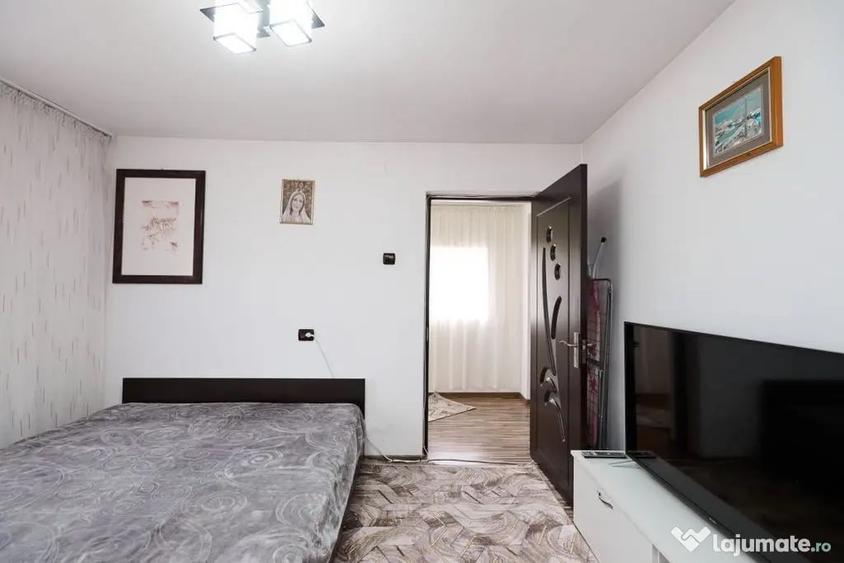 Casă cu 2 camere cu Teren 1000 Mp în Gherghești