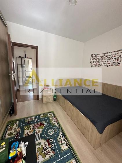Apartament cu 2 camere decomandat, mobilat în Apărătorii Patriei