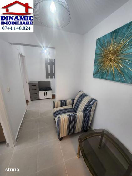 Apartament cu 3 camere semidecomandat, mobilat în Ultracentral