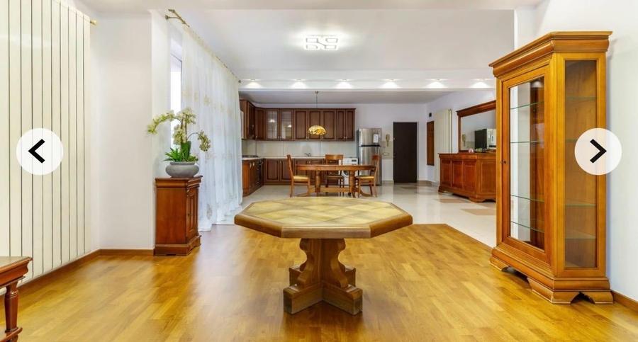 Apartament cu 3 camere decomandat, mobilat în Bună Ziua