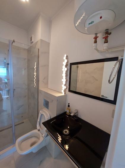 Penthouse cu 3 camere decomandat, mobilat în Nord-Est