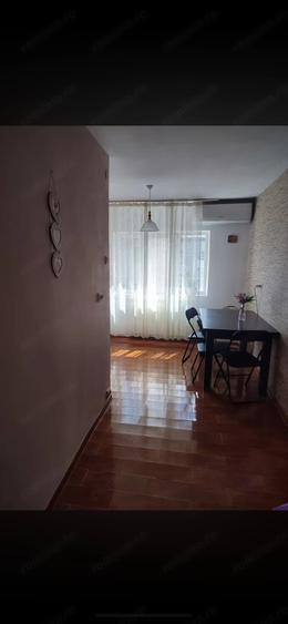 Apartament cu 3 camere decomandat în Exterior Vest