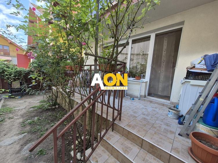 Duplex cu 3 camere cu Canalizare în Central
