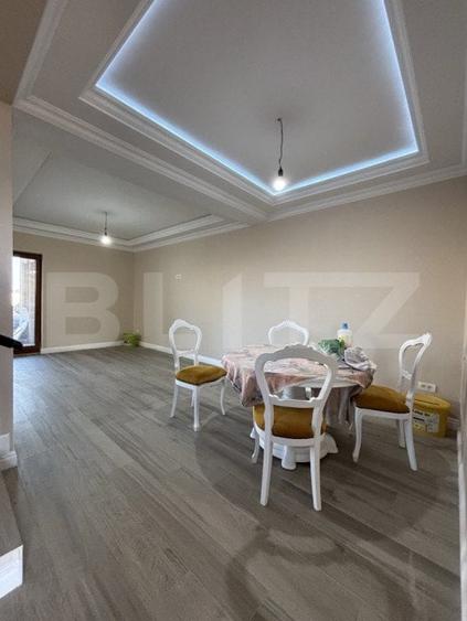 Duplex cu 4 camere cu Teren 285 Mp în Săcălaz