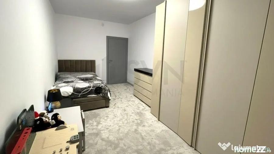 Apartament cu 4 camere decomandat în Primăverii